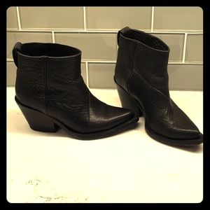 Acne Donna western ankle boot